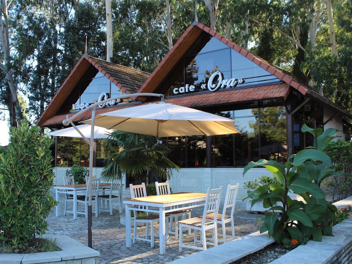 Hotel Ora Gagry Exterior photo